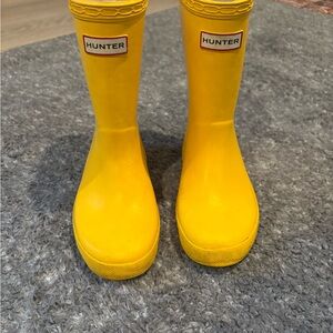Hunter Vibrant Yellow Waterproof Boots